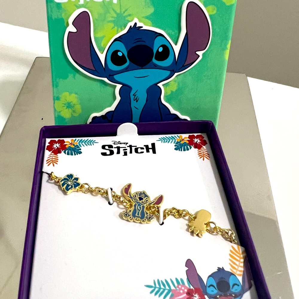 New Stitch Bracelet